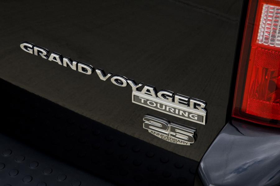  Chrysler Grand Voyager Special Edition 2009 года  (фото 3 из 3)
